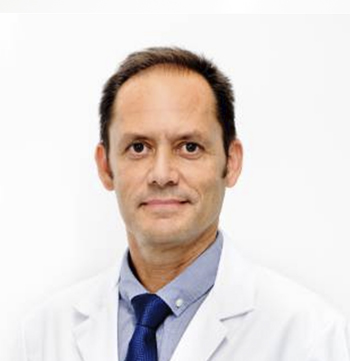 Dr. Carlos Magri Ruiz